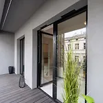 Apartment Iron By Dreamap *